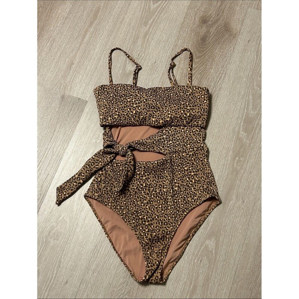Aerie Ribbed Wrap Cutout Leopard Print One Piece Swimsuit sz Medium